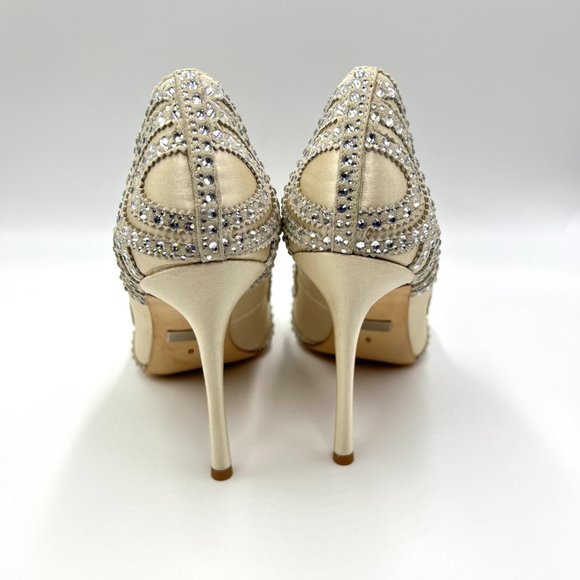 Badgley Mischka‎ Size 8 Rouge Ivory Satin Jeweled Pointed Toe Pumps Heels Shoes - Picture 7 of 14